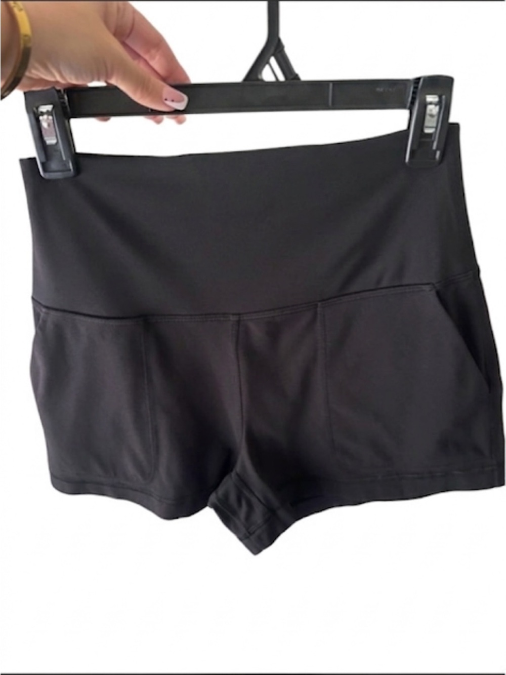 lululemon athletica Black High-Rise Athletic Shorts with pockets - Picture 2 of 3